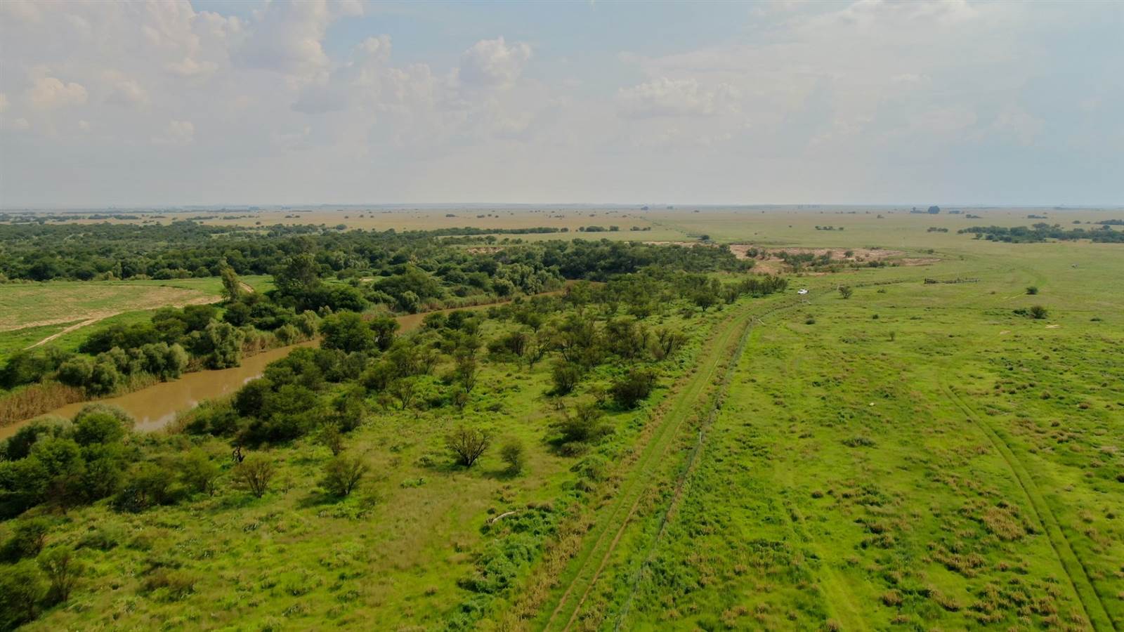 10 ha Land available in Bloemfontein Rural photo number 4