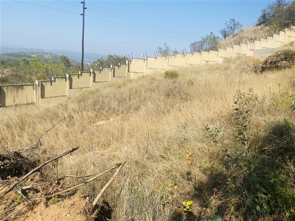 1295 m² Land available in Drum Rock