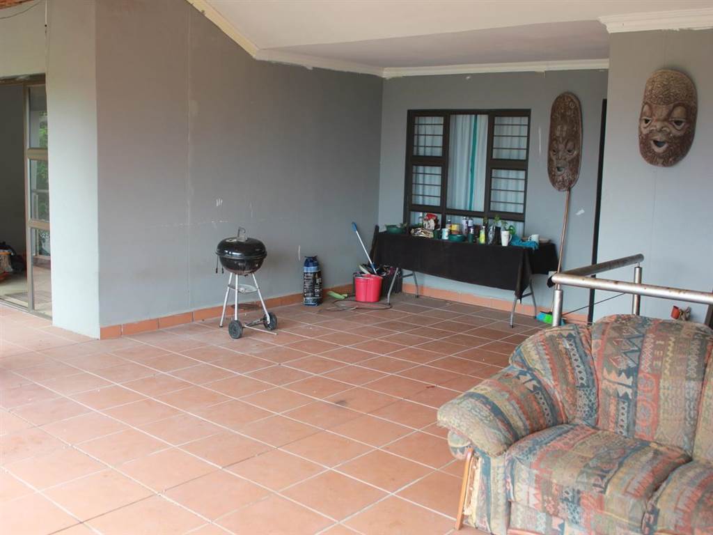 4 Bed House in Umkomaas photo number 18