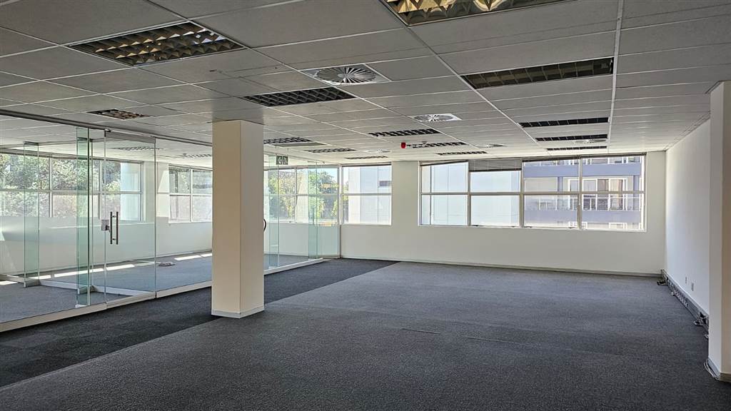 497  m² Office Space in Bedfordview photo number 5
