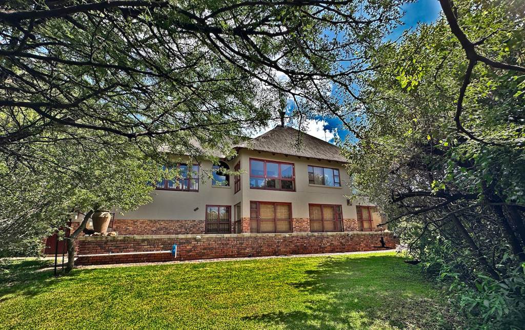 6 Bed House in Sasolburg photo number 1