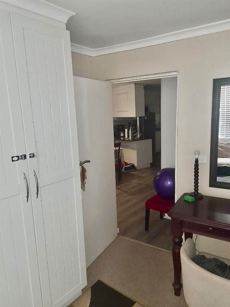 2 Bed Apartment in Jeffreys Bay photo number 23