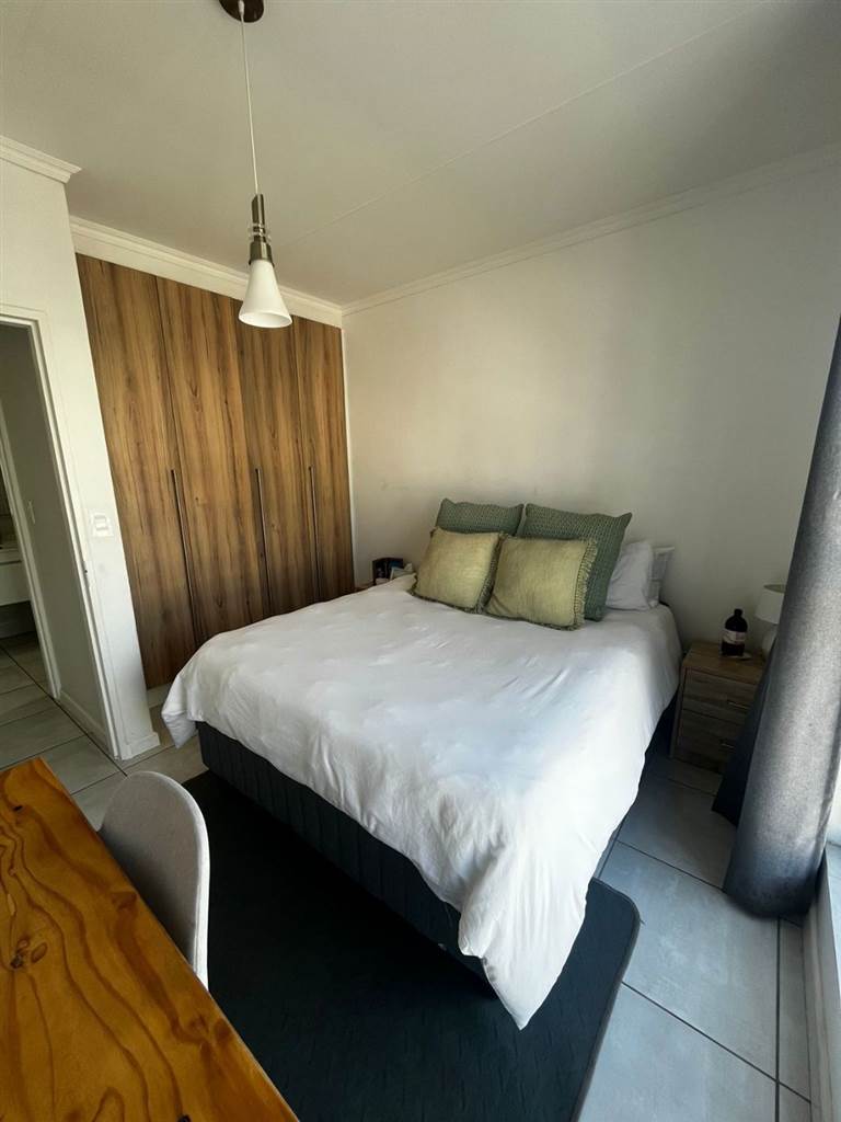 1 Bed Apartment in Kyalami photo number 14