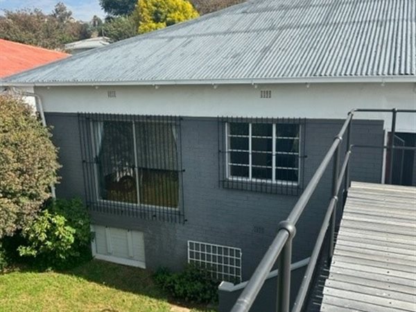 3 Bed House in Greymont