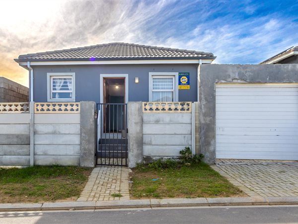 2 Bedroom House 2 Bedroom House