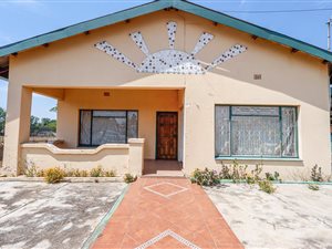 5 Bed House in Glencoe
