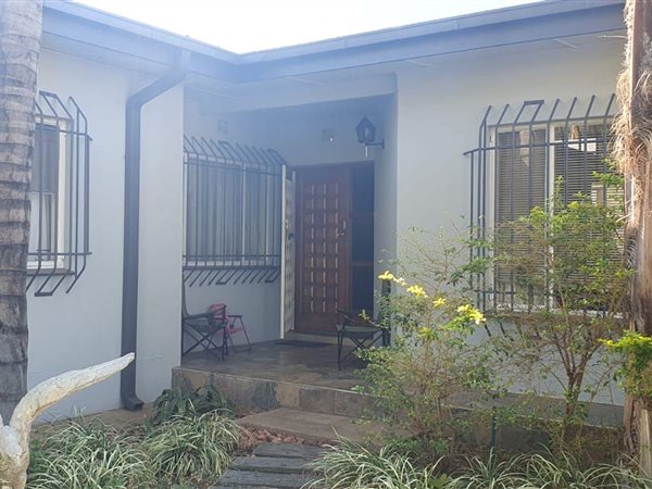 3 Bedroom House 3 Bedroom House