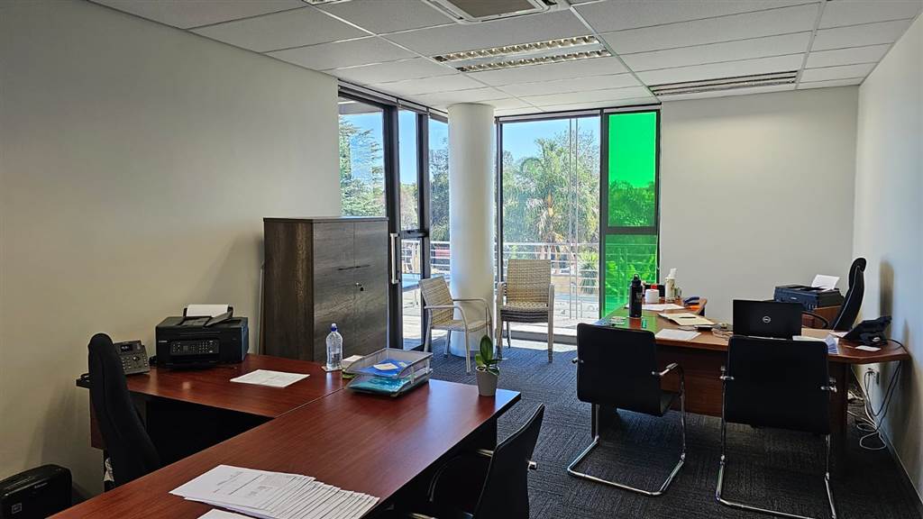 293  m² Office Space in Bedfordview photo number 14