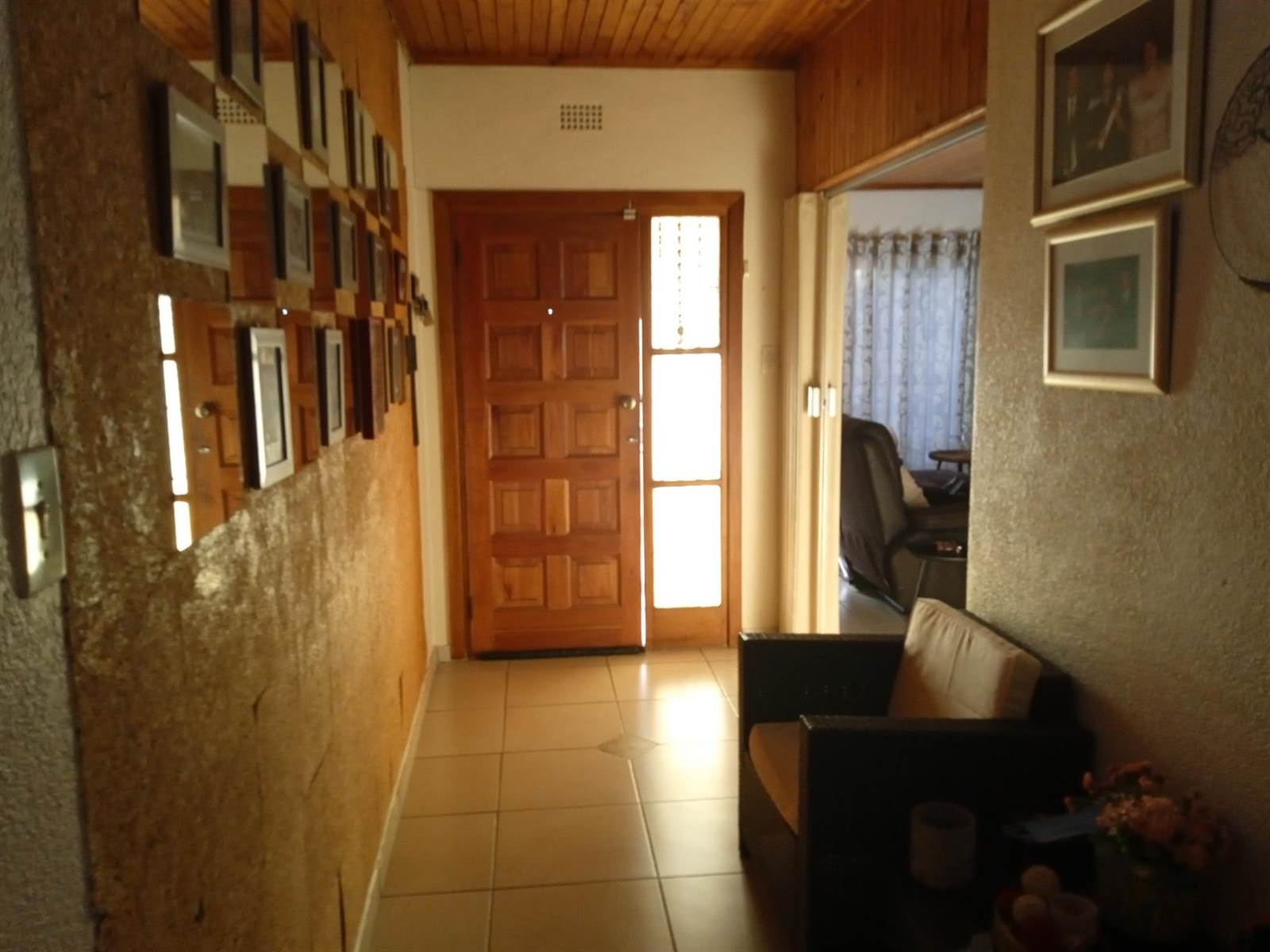 4 Bed House in Risana photo number 3