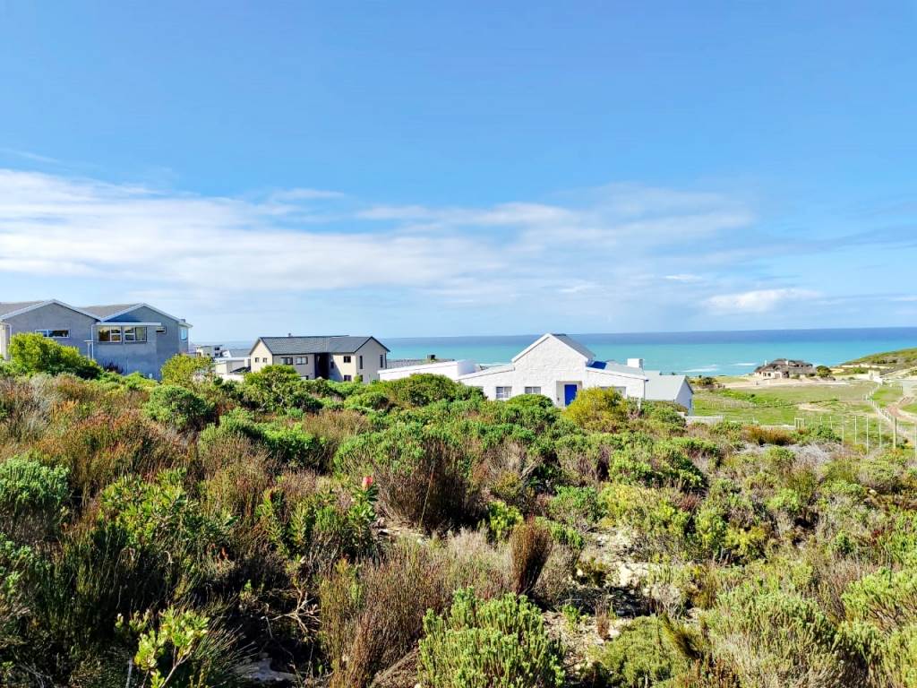 675 m² Land available in Struisbaai photo number 11