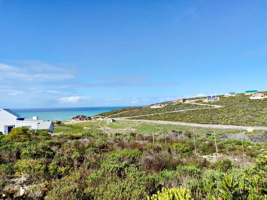 675 m² Land available in Struisbaai photo number 8