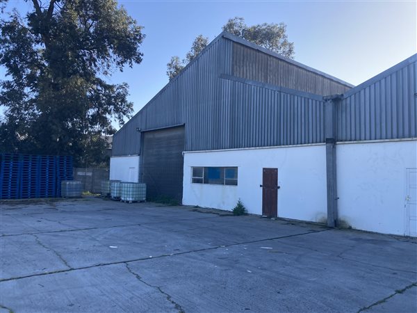 540  m² Commercial space