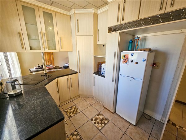 3 Bedroom Townhouse 3 Bedroom Townhouse