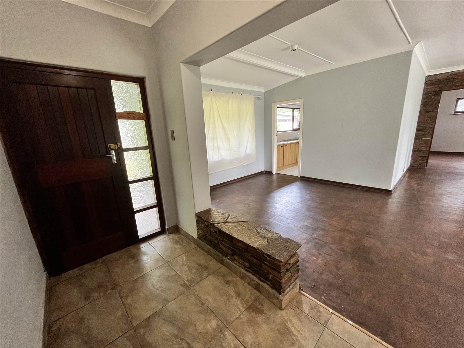 3.5 Bed House in Umtentweni photo number 7