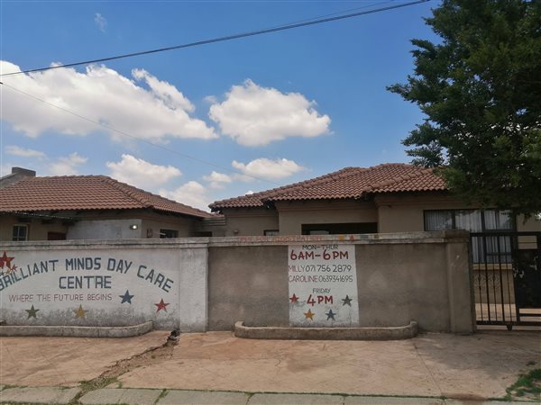 4 Bedroom House 4 Bedroom House