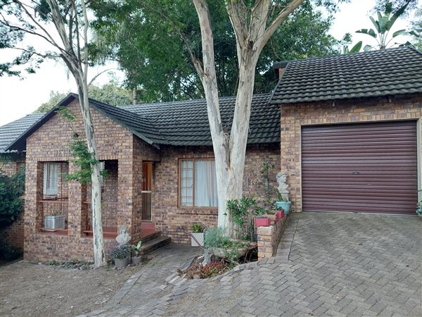 2 Bed House in West Acres