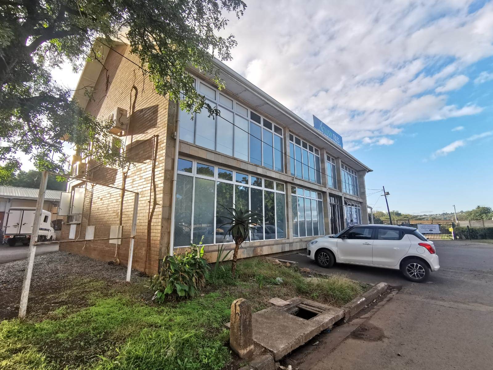 358  m² Commercial space in Pietermaritzburg Central photo number 3