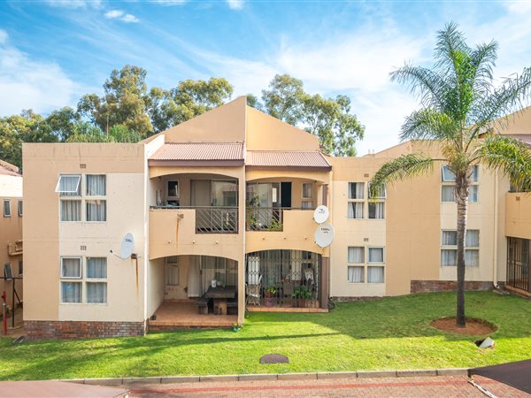 3 Bed Apartment in Meredale