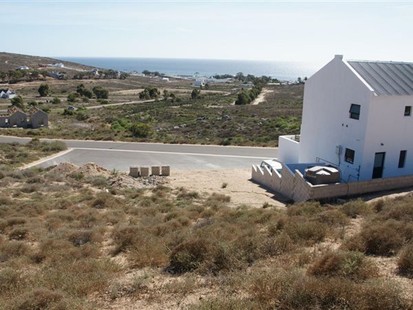 445 m² Land available in St Helena Views