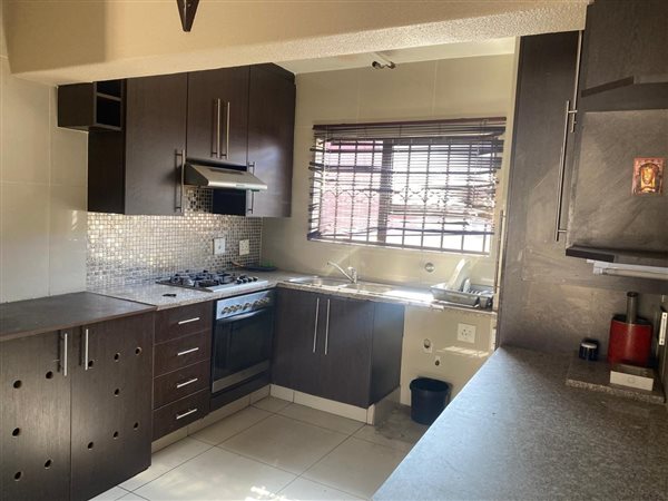 3 Bedroom Apartment 3 Bedroom Apartment