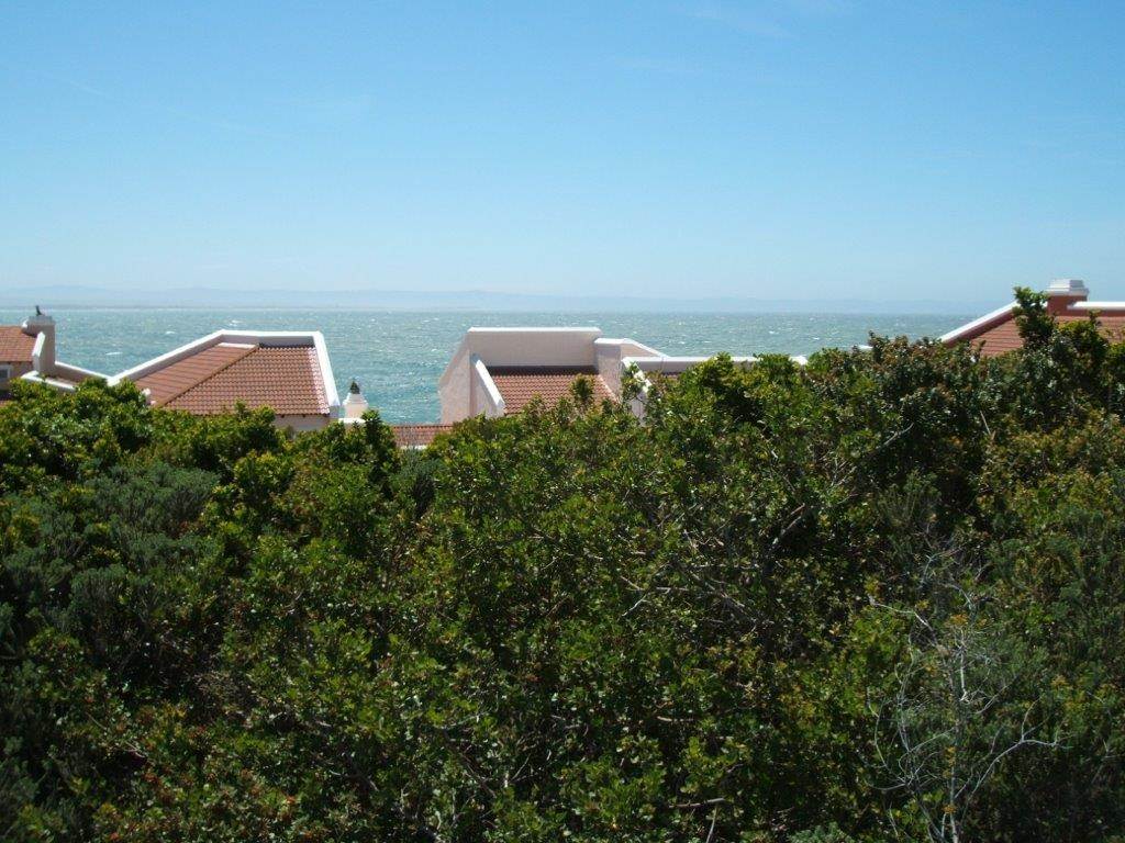 711 m² Land available in St Francis Bay photo number 4