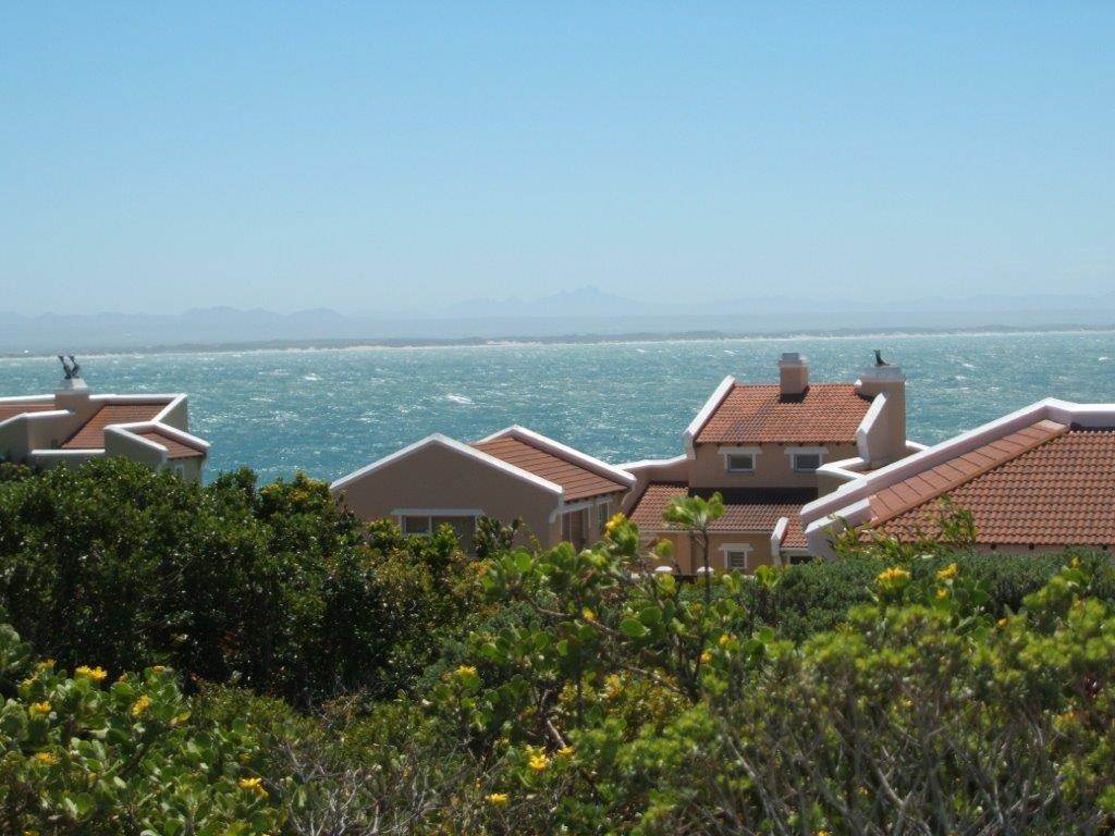 711 m² Land available in St Francis Bay photo number 3