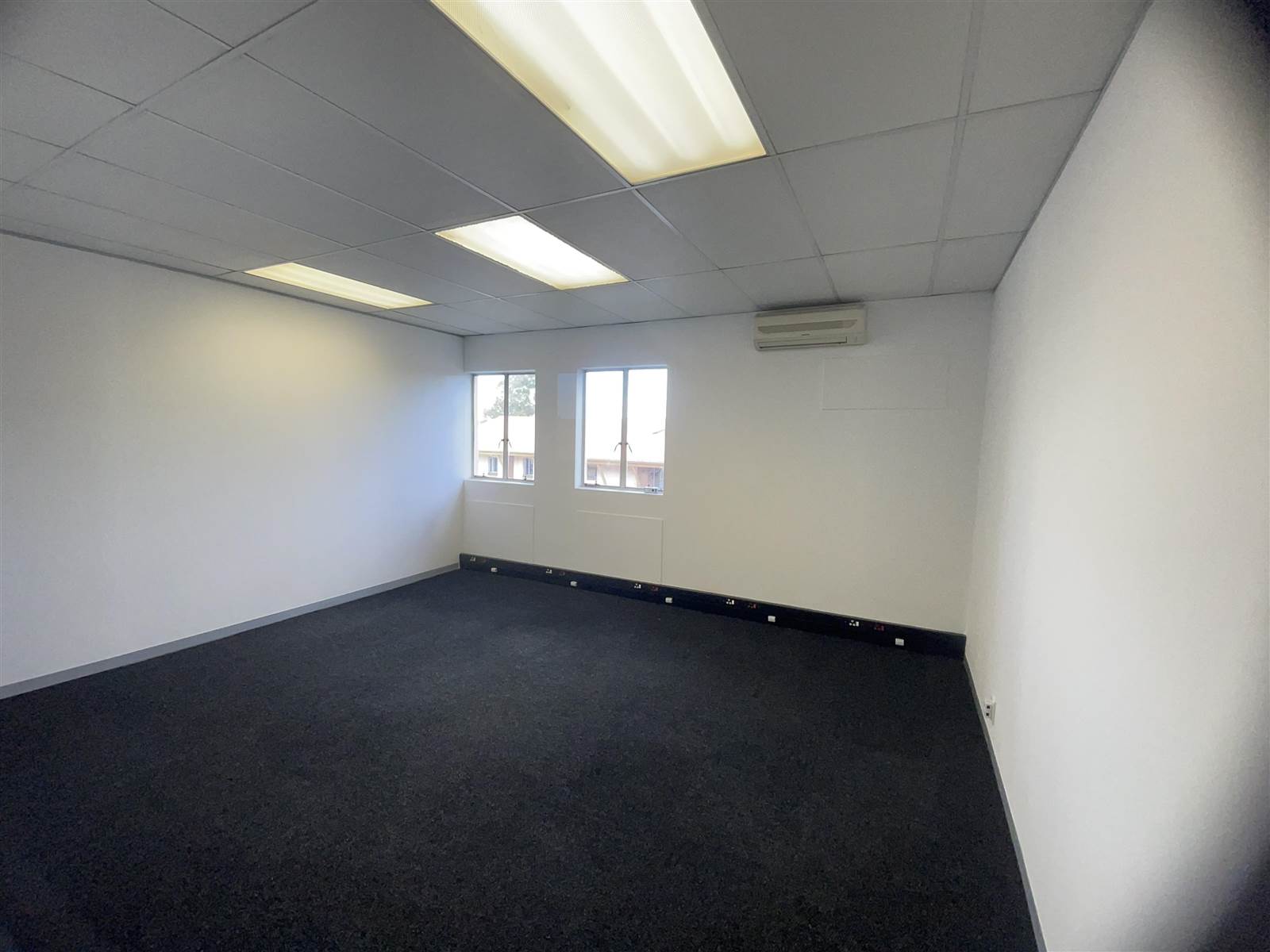 231  m² Commercial space in Glen Austin photo number 11
