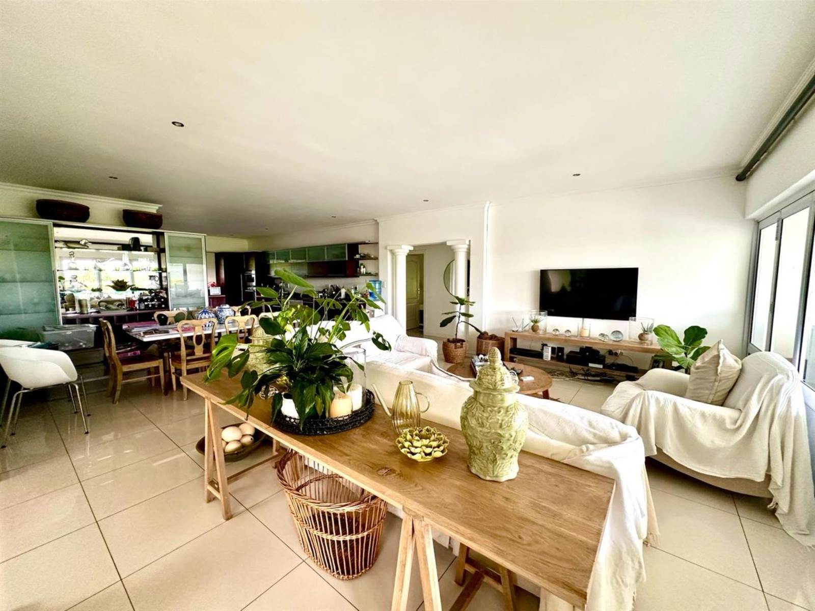4 Bed Townhouse in Mt Edgecombe Estate 1 & 2 photo number 4