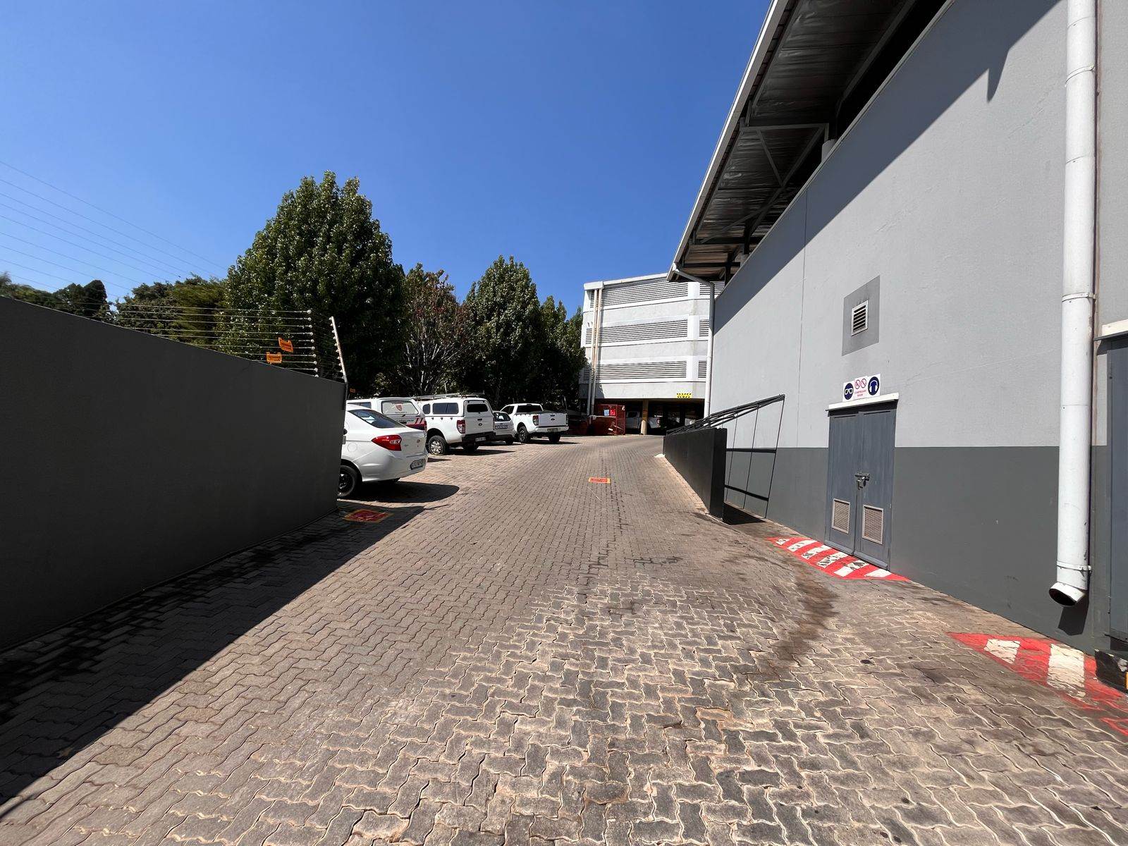 4296  m² Commercial space in Constantia Kloof photo number 29