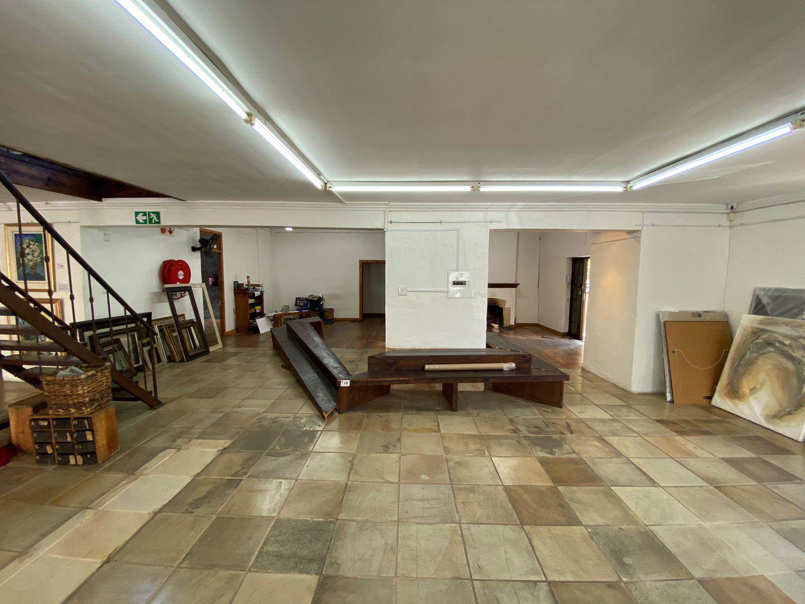 621  m² Commercial space in Somerset West Central photo number 2