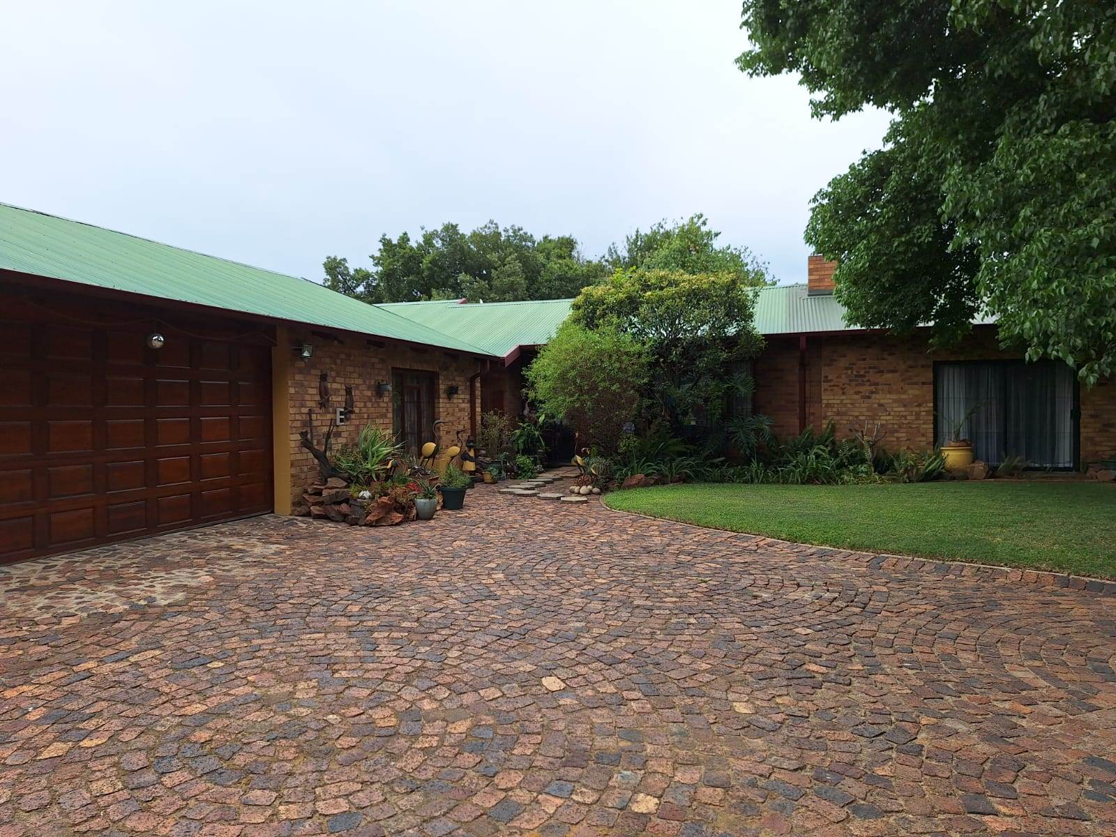4 Bed House in Sasolburg photo number 26