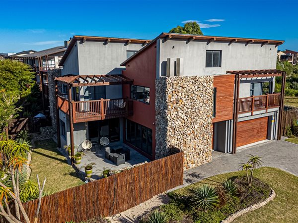 3 Bedroom House 3 Bedroom House