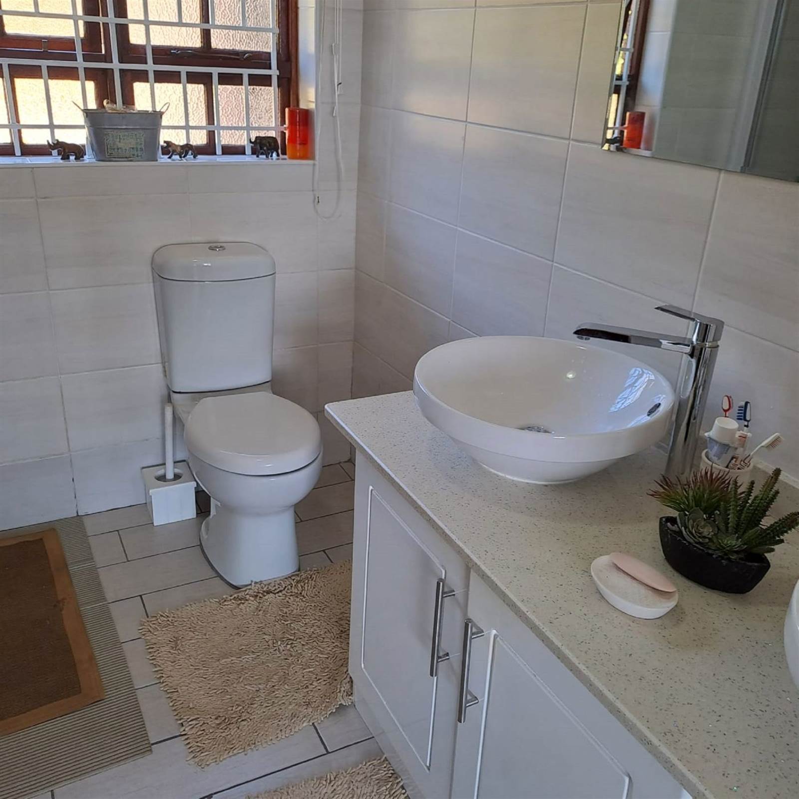 3 Bed Apartment in Scottburgh Central photo number 12