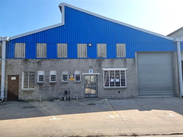 350  m² Industrial space