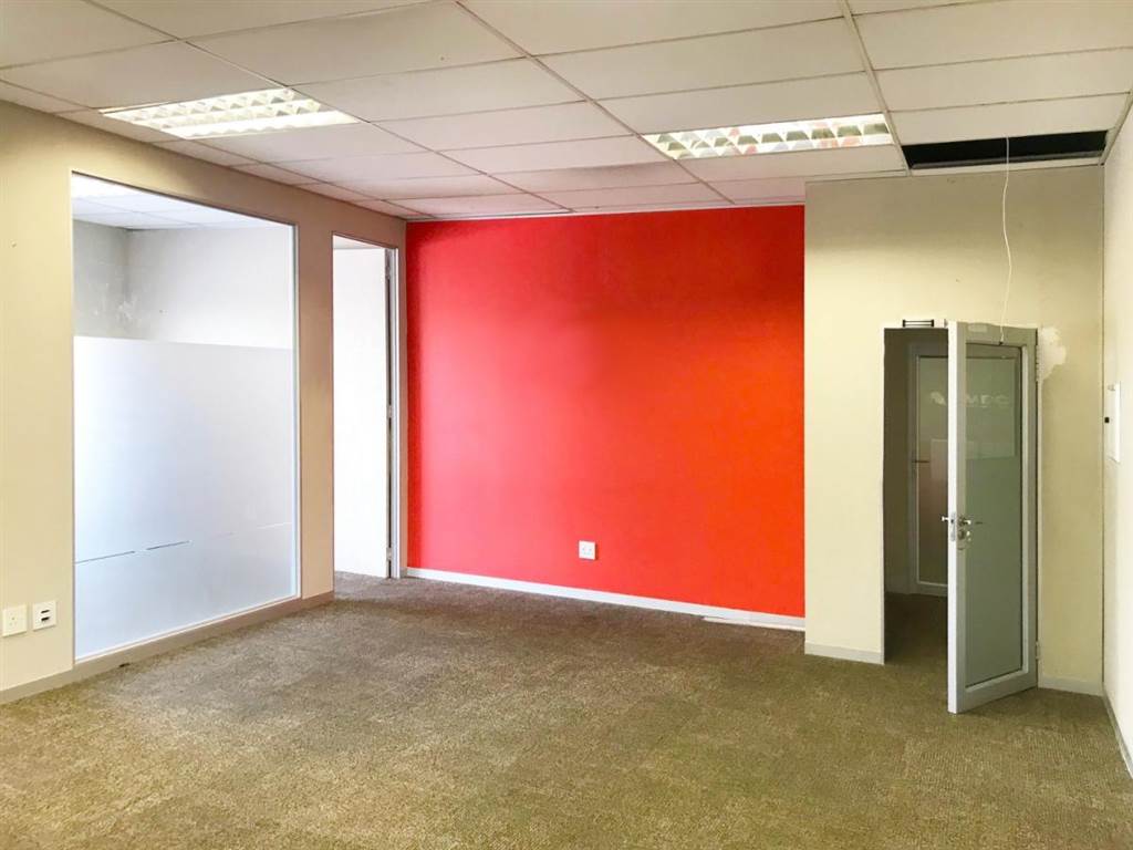 127  m² Office Space in Parkhaven photo number 13