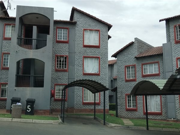 2 Bed Townhouse in Castleview
