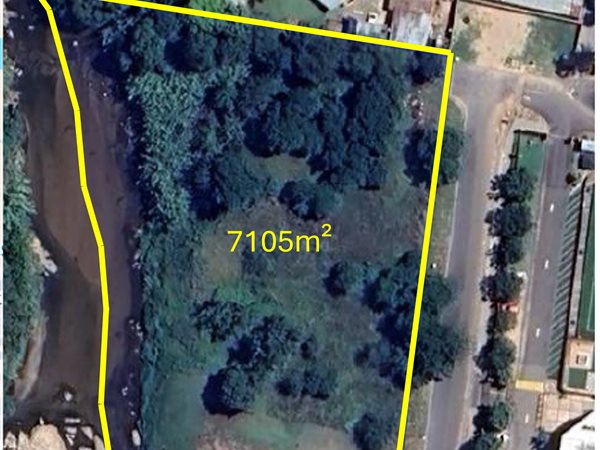 7 105 m² Land