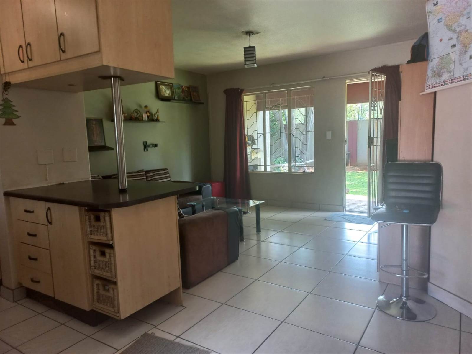 3 Bed Townhouse in Benoni AH photo number 14