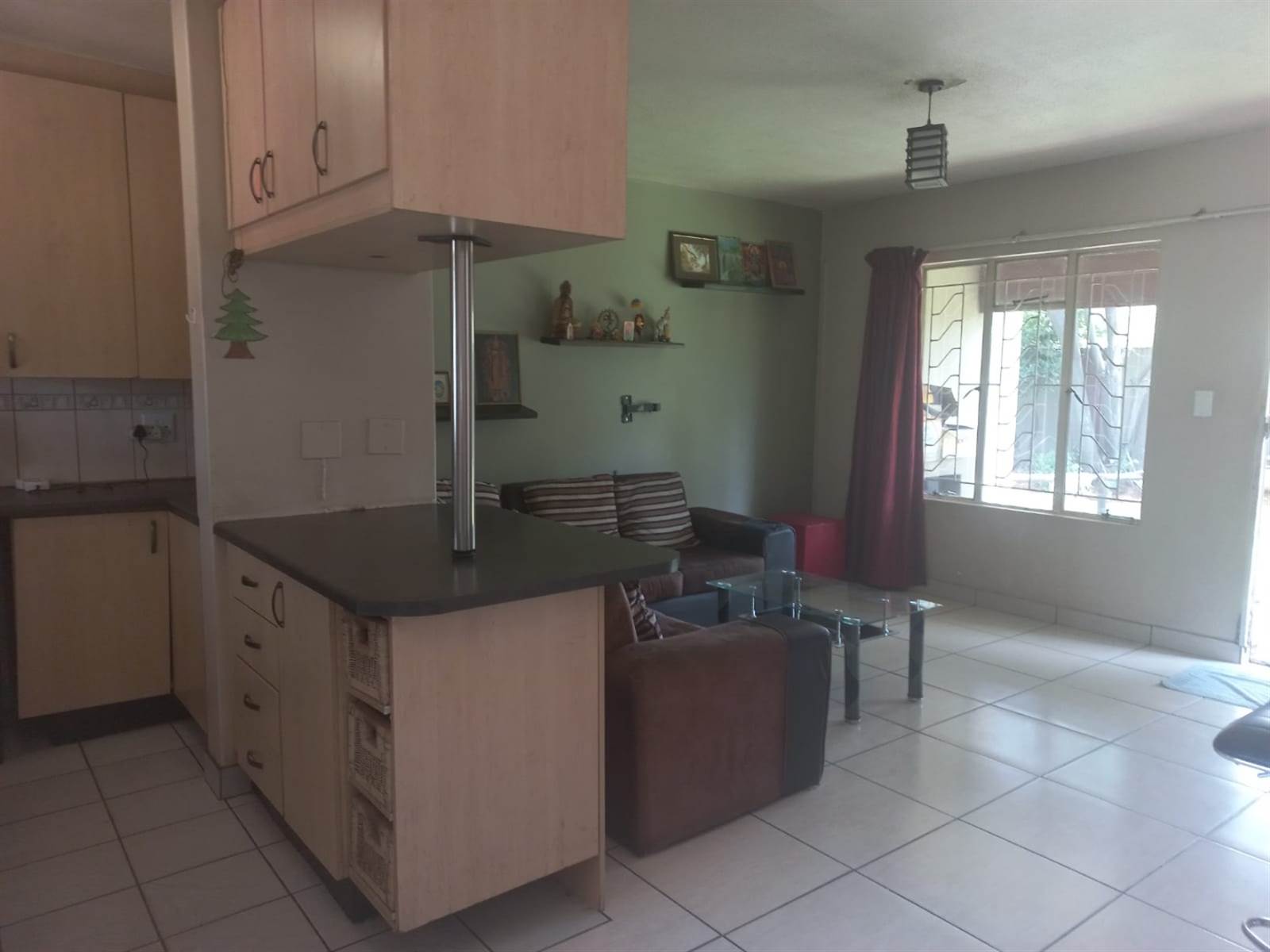 3 Bed Townhouse in Benoni AH photo number 9
