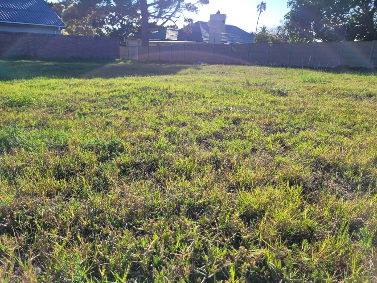 1012 m² Land available in Mossel Bay Central photo number 4