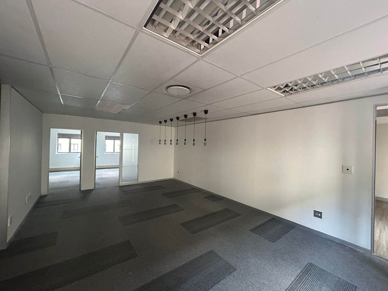 144  m² Commercial space in Strubens Valley photo number 5