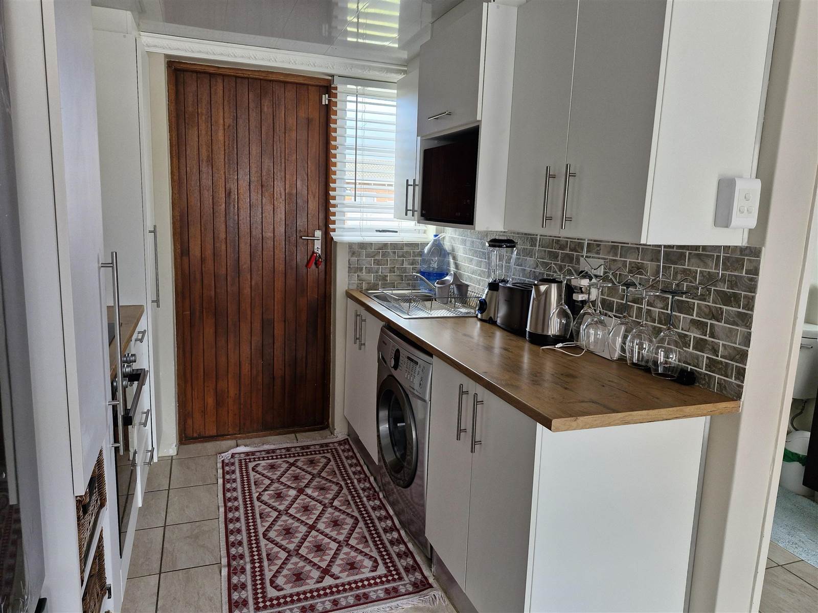 2 Bed House in Walmer Link photo number 7