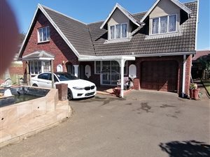 4 Bed House in Tongaat Beach