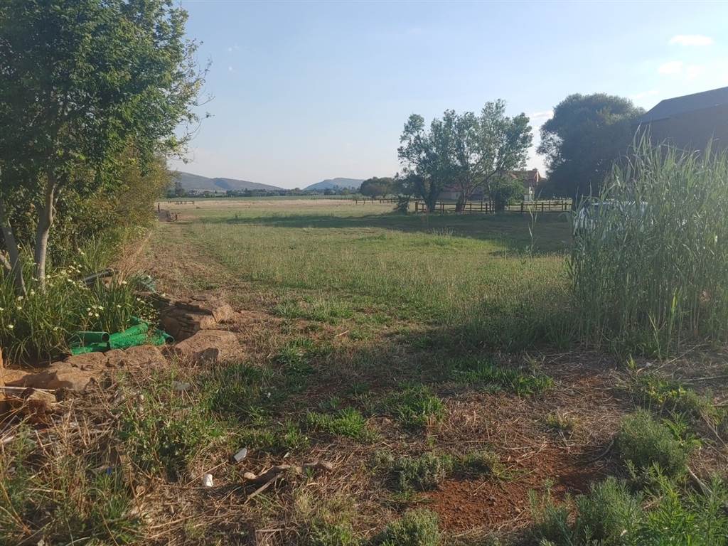 1842 m² Land available in The Coves photo number 4
