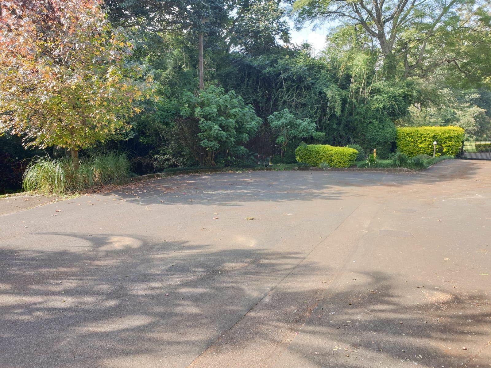 2040 m² Land available in Kloof photo number 4