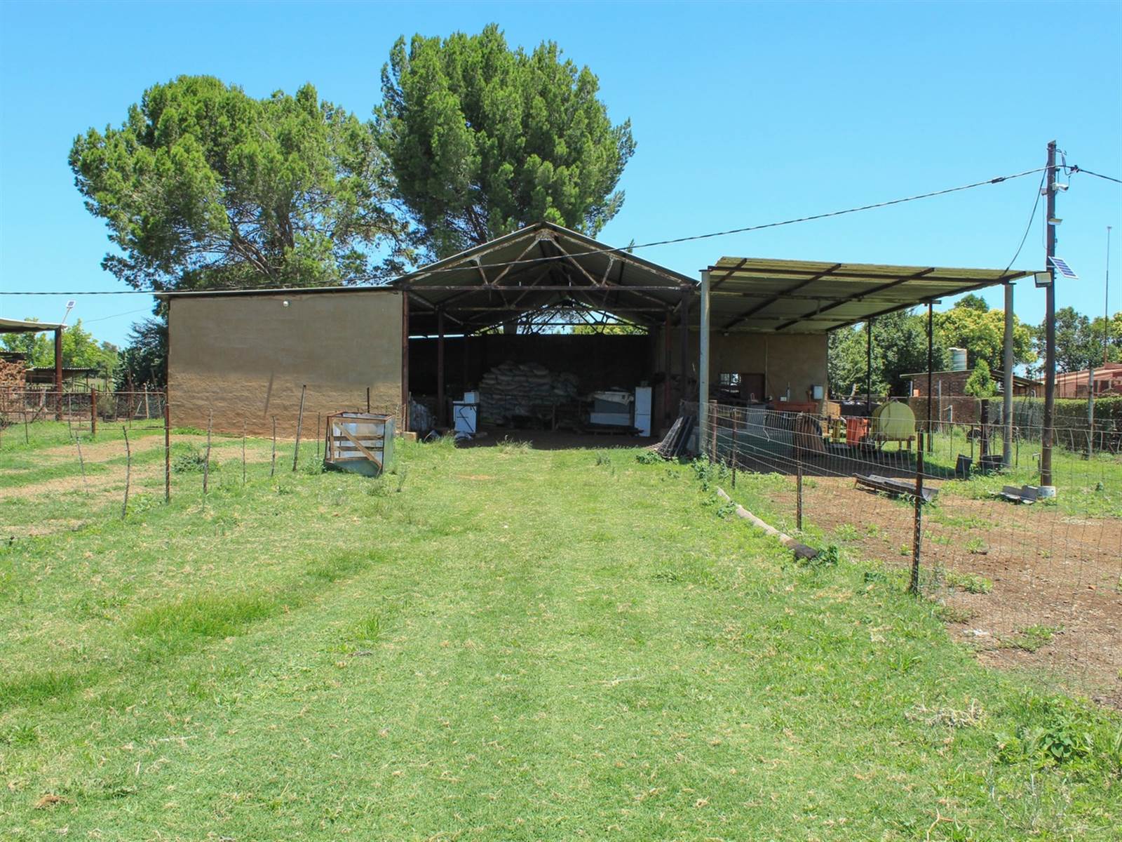 18 ha Farm in Potchefstroom Central photo number 15