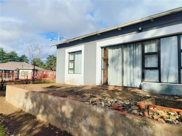 3 Bedroom House 3 Bedroom House