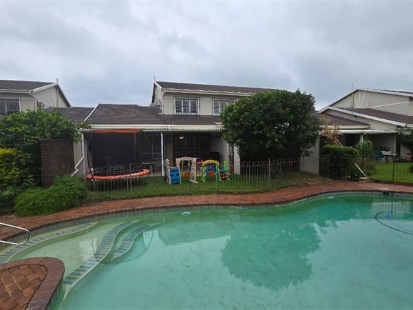4 Bedroom Townhouse 4 Bedroom Townhouse