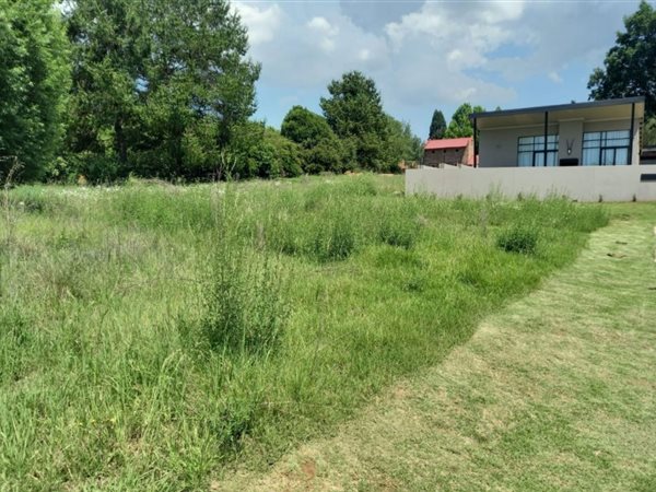 617 m² Land available in Dullstroom