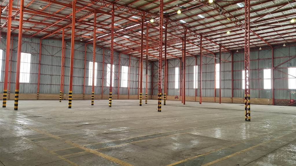 5400  m² Commercial space in Rustenburg Central photo number 2